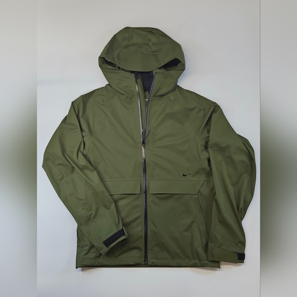 Nike Storm-Fit ADV A.P.S Fitness Jacket Rough Green Men’s Sz Small NWOT Ret $250